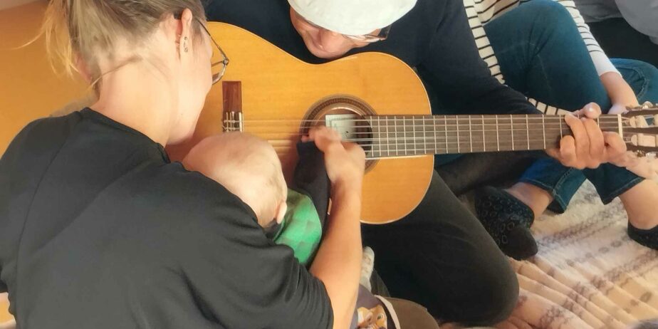 Spectacles enfants, Ateliers d’Eveil Musical et Ateliers autour de la Littérature Jeunesse